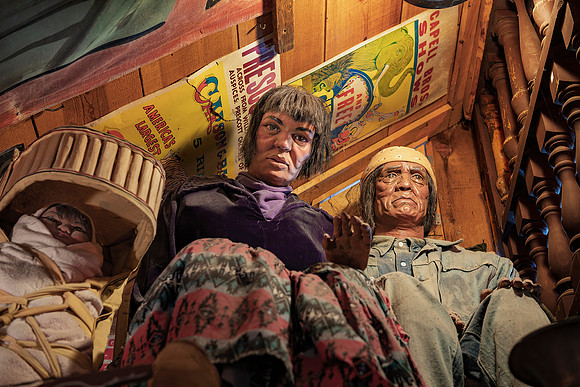 Tinkertown Stare Down