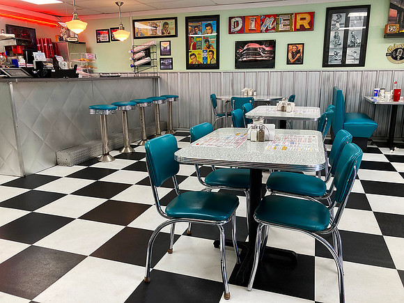 Boomerang Diner